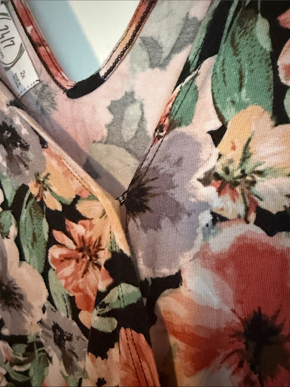 Maurices Floral V-Neck Sleeveless Summer Romper in Multi-Color size 2X - Picture 3 of 5